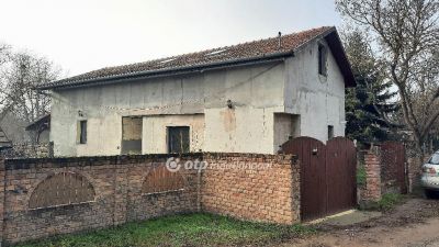Eladó családi ház Pilis