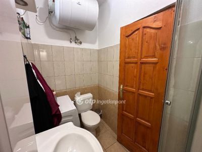 Eladó családi ház Cegléd