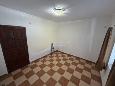 Eladó családi ház Dabas