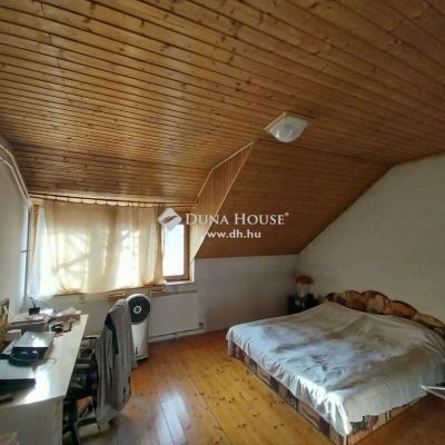Eladó családi ház Budapest