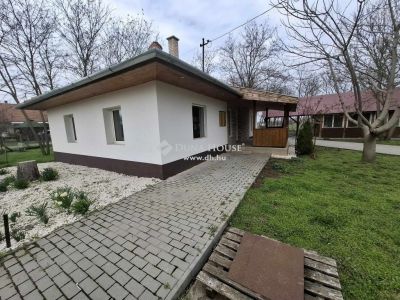 Eladó családi ház Tápiószele