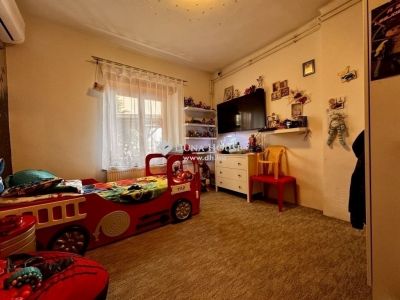 Eladó családi ház Kóka