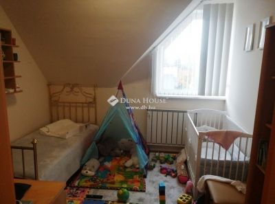Eladó családi ház Budapest