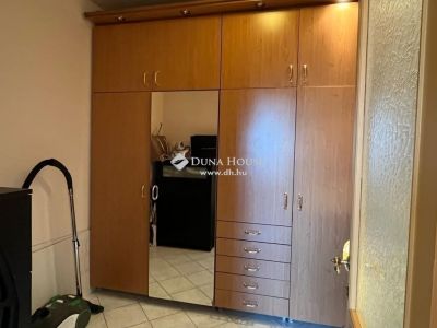Eladó családi ház Budapest