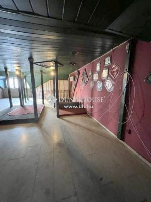 Eladó üzlethelység udvarban Nyíregyháza