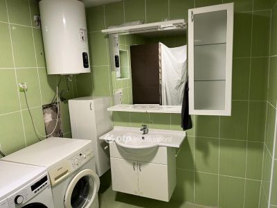 Eladó családi ház Dömsöd