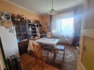 Eladó családi ház Tatabánya