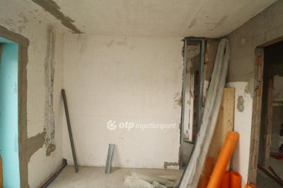 Eladó családi ház Szigethalom