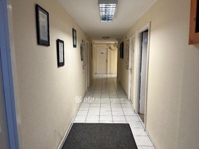Eladó ipari terület Tatabánya
