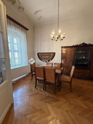 Eladó lakás Pécs