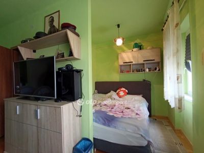 Eladó lakás Szolnok