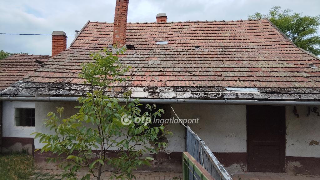 Eladó családi ház Szentes