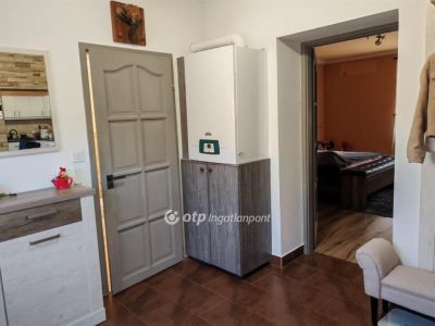 Eladó családi ház Hatvan