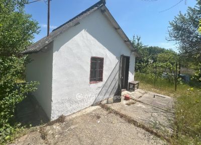 Eladó külterületi telek Nagykőrös