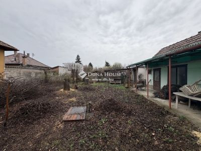 Eladó családi ház Vecsés