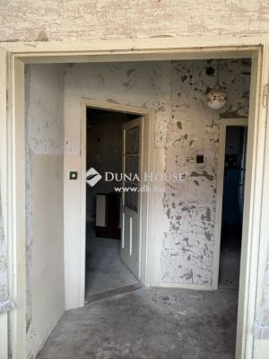 Eladó családi ház Vecsés