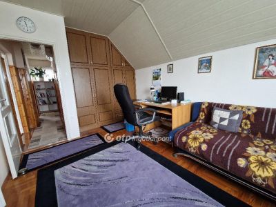 Eladó családi ház Debrecen