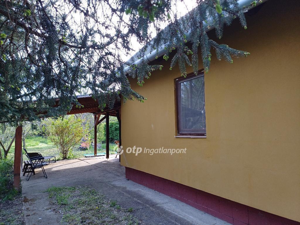 Eladó nyaraló Csépa