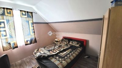 Eladó családi ház Érd