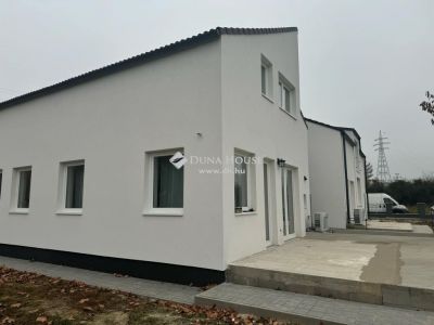 Eladó lakás Ráckeve