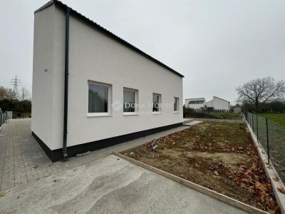 Eladó lakás Ráckeve