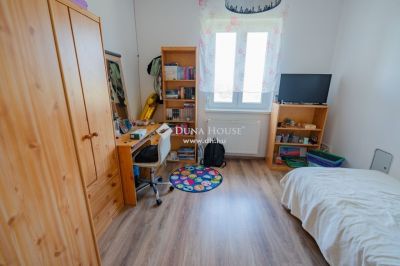 Eladó ikerház Győr