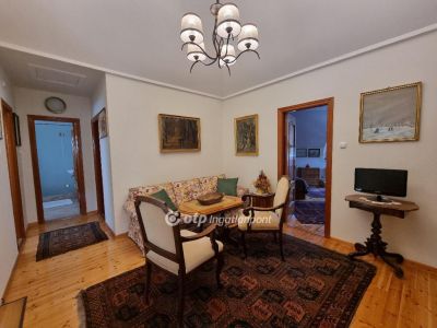 Eladó családi ház Budapest