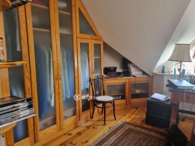Eladó családi ház Budapest