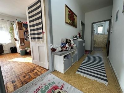 Eladó családi ház Kakucs