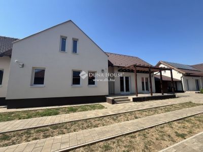 Eladó ikerház Kartal