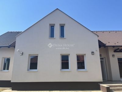 Eladó ikerház Kartal