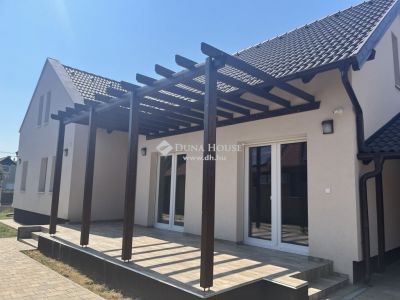 Eladó ikerház Kartal