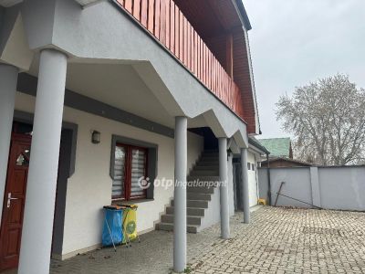 Eladó családi ház Siófok