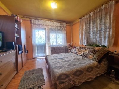Eladó családi ház Tápiószecső