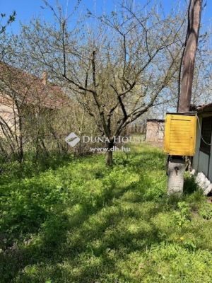 Eladó lakóövezeti telek Felcsút