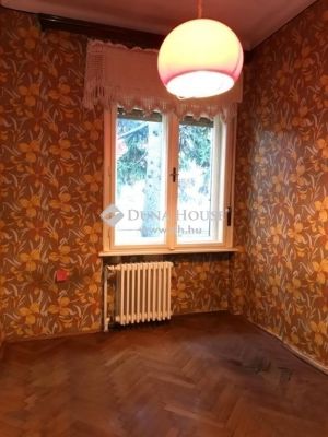 Eladó családi ház Pécs
