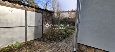 Eladó családi ház Pécs