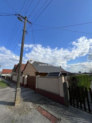 Eladó családi ház Nagyharsány