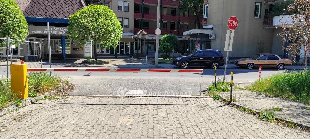 Eladó lakóövezeti telek Salgótarján