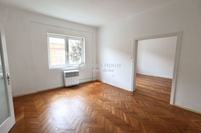 Eladó családi ház Tolna
