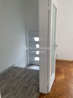 Eladó családi ház Tolna