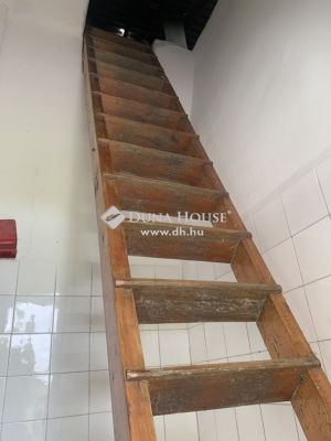 Eladó családi ház Tolna