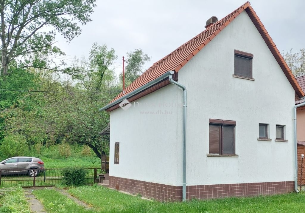 Eladó családi ház Dombóvár