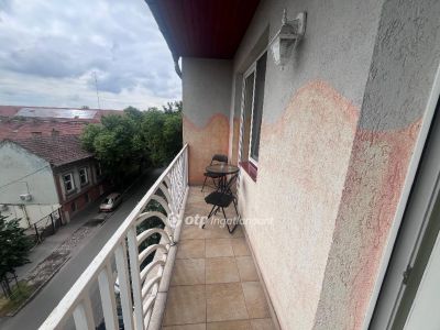 Eladó lakás Szeged
