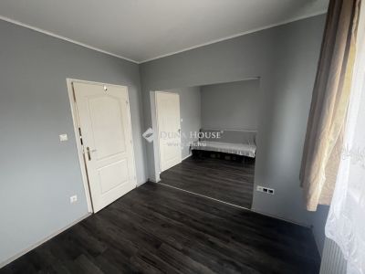 Eladó családi ház Albertirsa