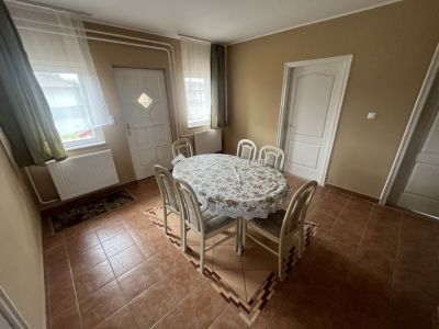 Eladó családi ház Albertirsa