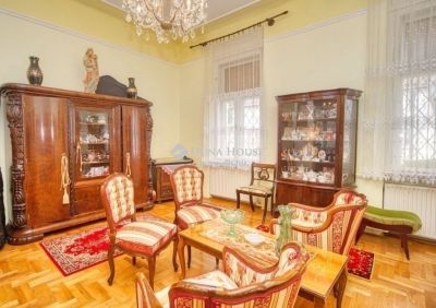 Eladó családi ház Budapest