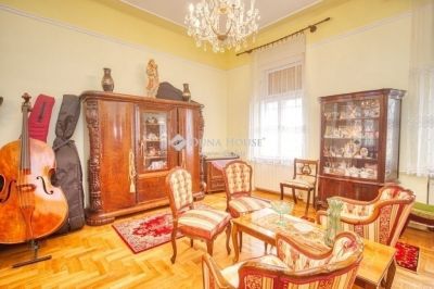 Eladó családi ház Budapest