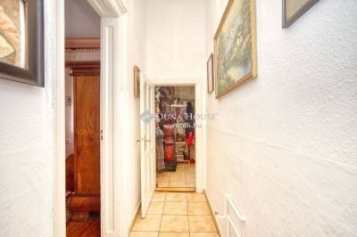 Eladó családi ház Budapest