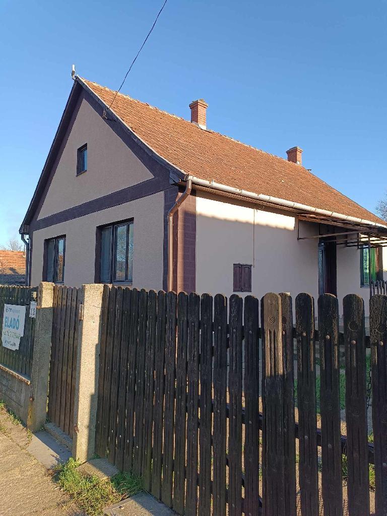 Eladó családi ház Hajdúböszörmény